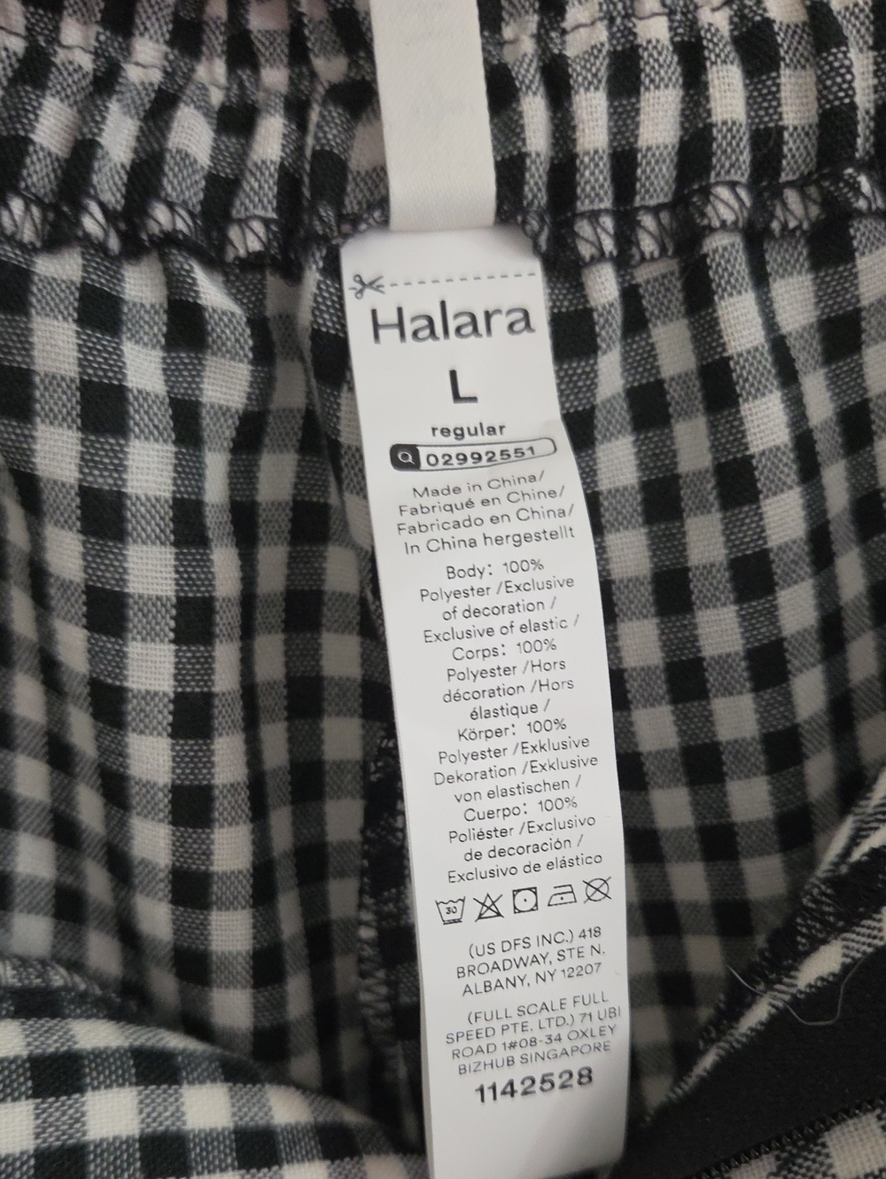 Lightweight Capris - Picture 3 of 5